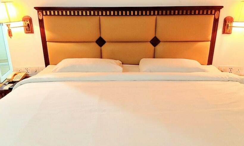 酒店 Oyo 90464 Borneo Suites