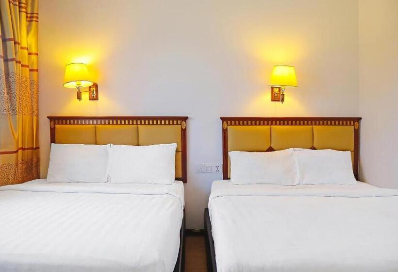 酒店 Oyo 90464 Borneo Suites