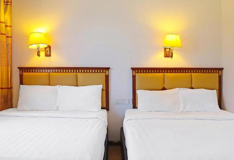 酒店 Oyo 90464 Borneo Suites