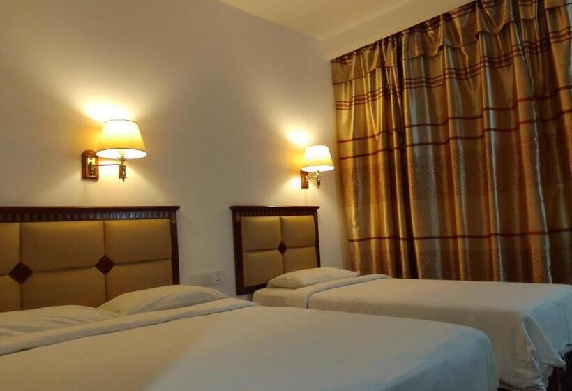 酒店 Oyo 90464 Borneo Suites