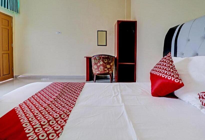 호텔 Oyo 90945 Arizon Kost