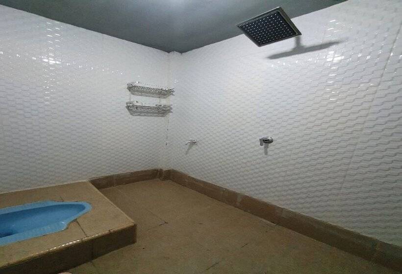 호텔 Oyo 90976 Bagus Family Syariah