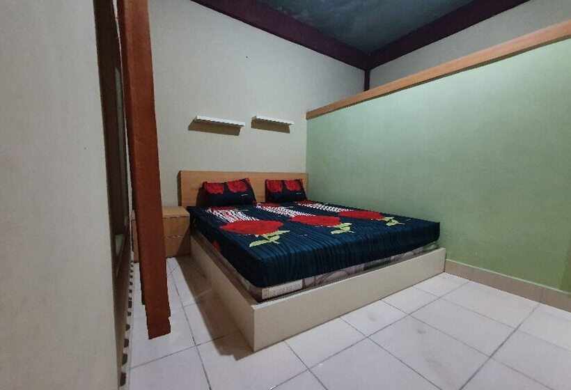 호텔 Oyo 90976 Bagus Family Syariah