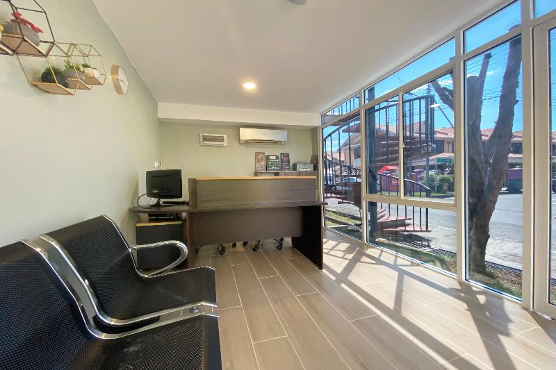 Hotel Grapevine Garden