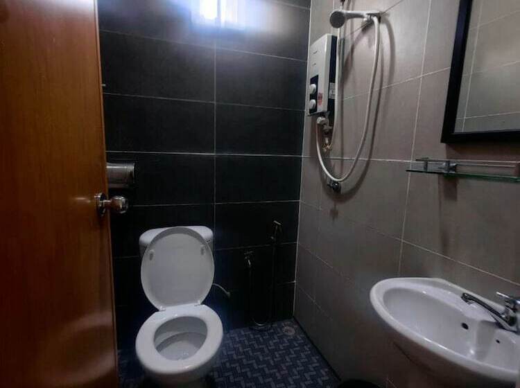 Hotel Grapevine Garden