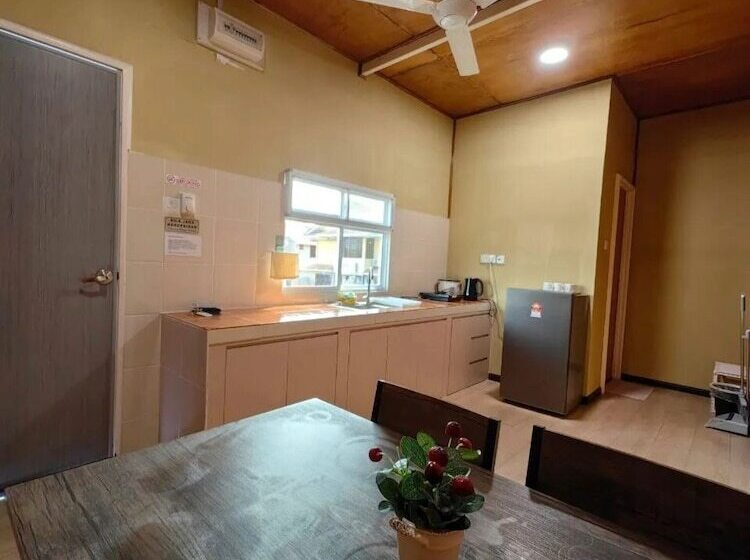 Hotel Grapevine Garden