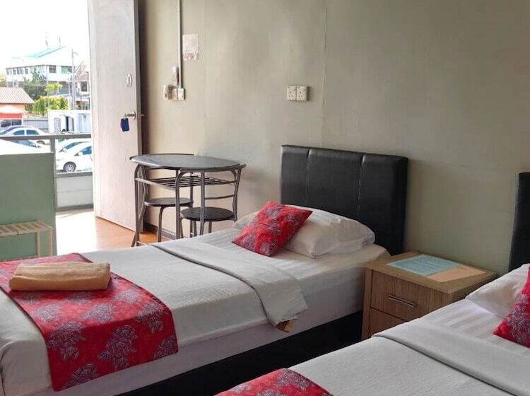 Hotel Grapevine Garden