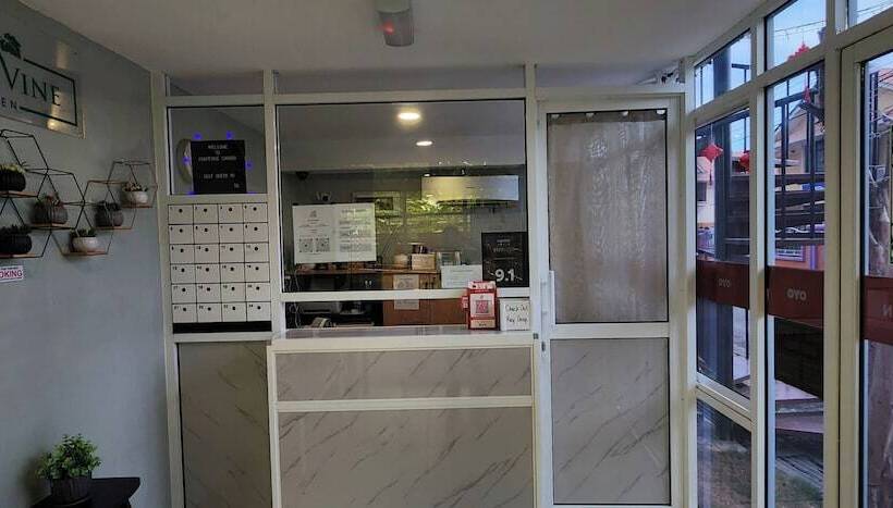 Hotel Grapevine Garden