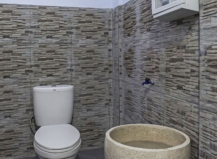 فندق Oyo Homes 90948 Desa Wisata Kampung Majapahit