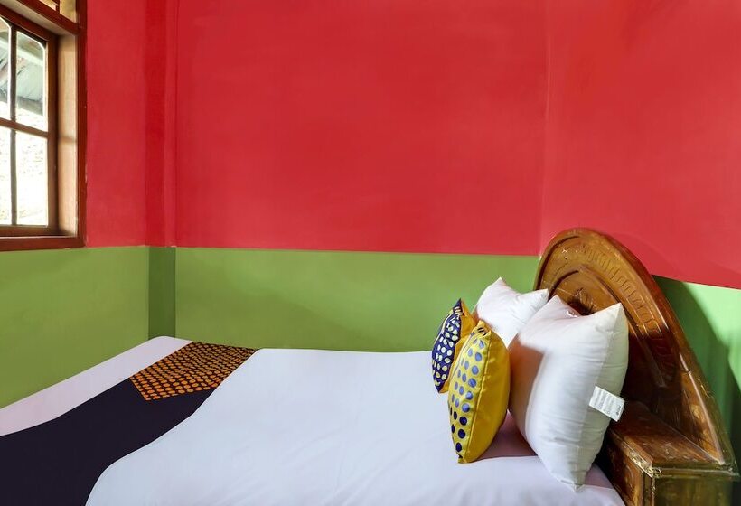 Отель Oyo Homes 90956 Desa Wisata Guranteng