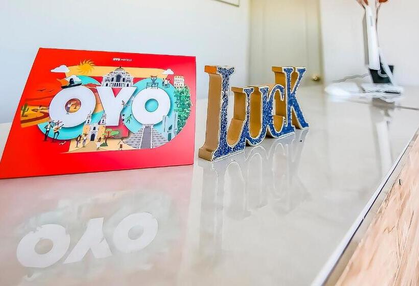 בית מלון כפרי Oyo  Plaza Las Torres