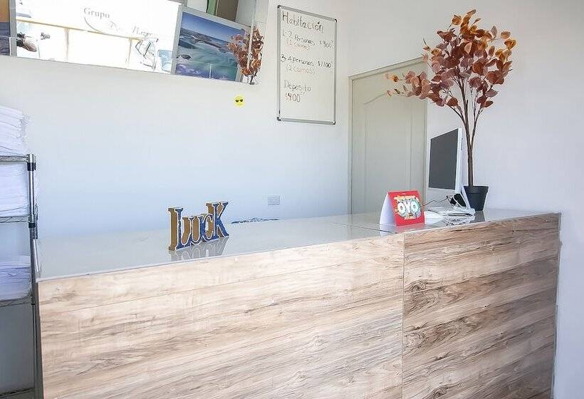 בית מלון כפרי Oyo  Plaza Las Torres