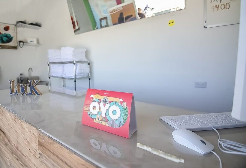 هتل Oyo  Plaza Las Torres