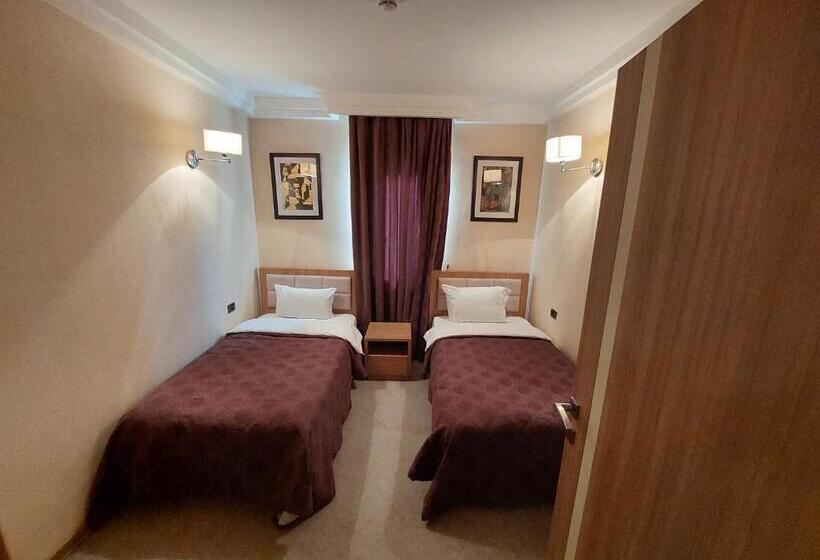 هتل Sheki Olimp Villa