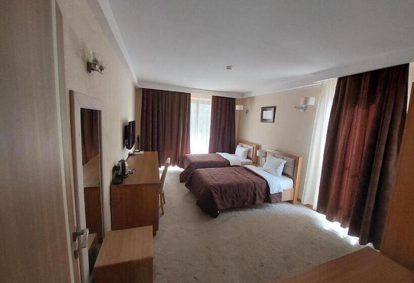 هتل Sheki Olimp Villa