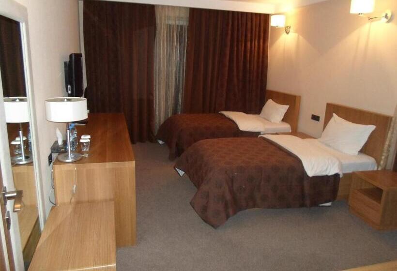 هتل Sheki Olimp Villa