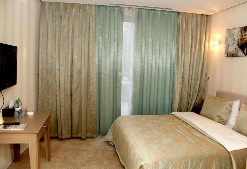 هتل Sheki Olimp Villa