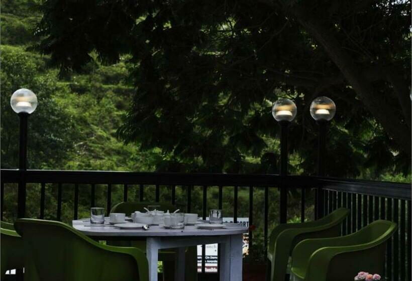 酒店 Shivani Foods & Resort