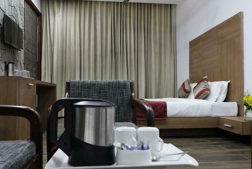 酒店 Shivani Foods & Resort