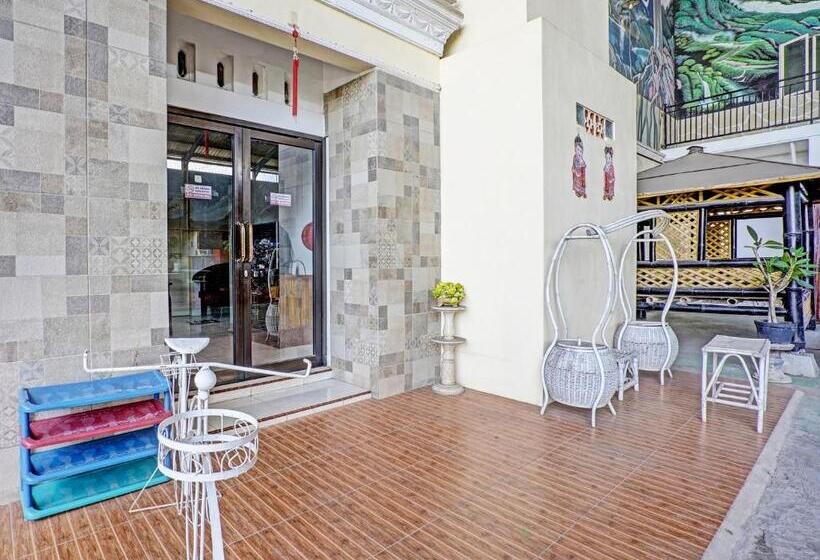 בית מלון כפרי Spot On 90943 Mochi 88 Homestay