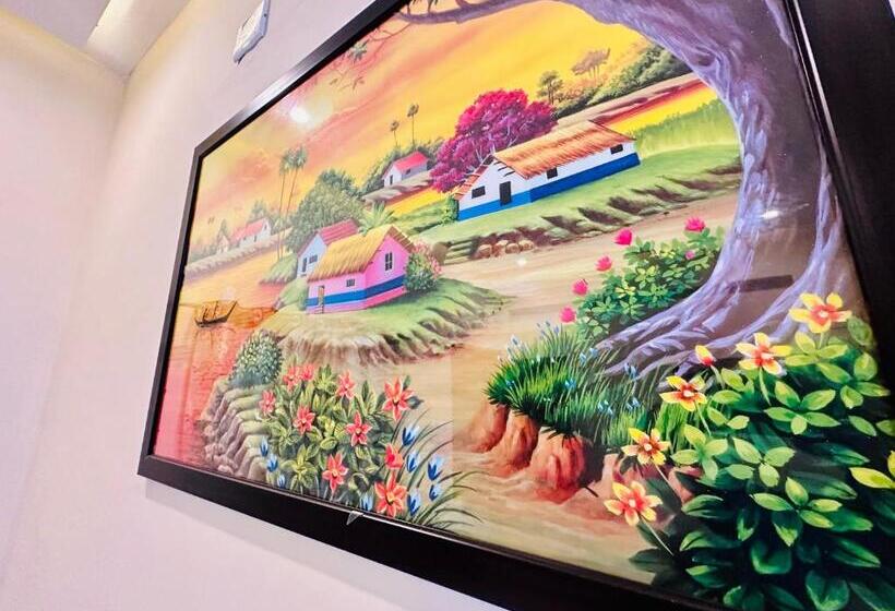 ホテル The Galaxy Near Udaipur Airport