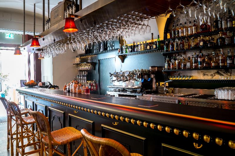 هتل The Leo Grand