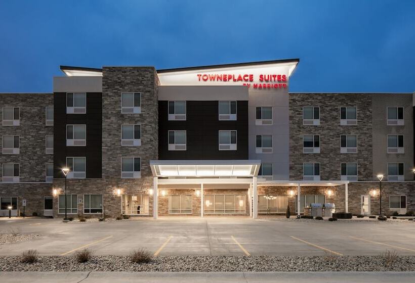 فندق Towneplace Suites By Marriott Oshkosh