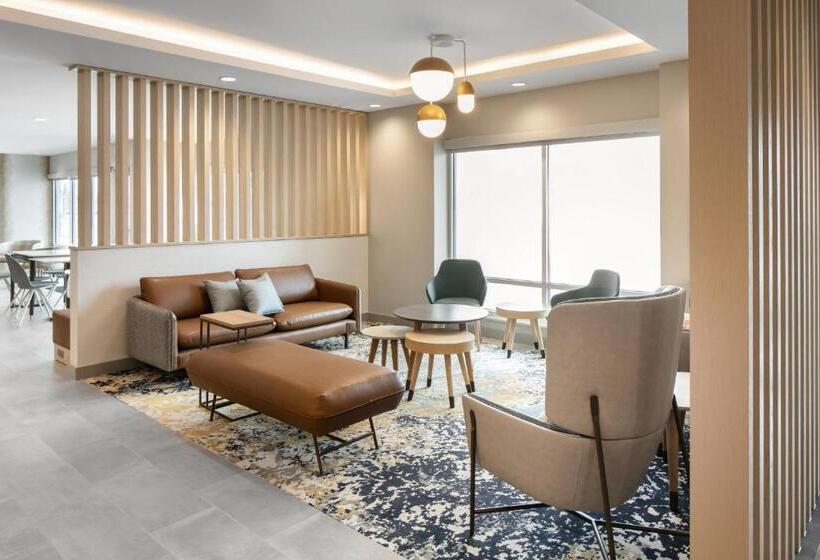 فندق Towneplace Suites By Marriott Oshkosh