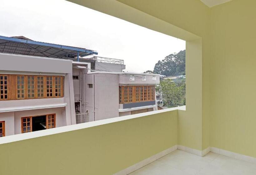 هتل Treebo Aall Season