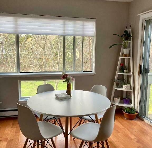 Lovely Condo On Golf Course With Country Club