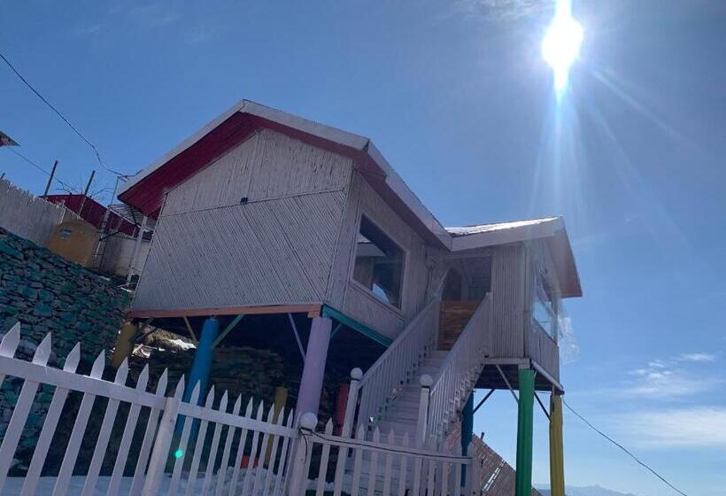 فندق على الطريق The Wonderland Cottages & Cafe