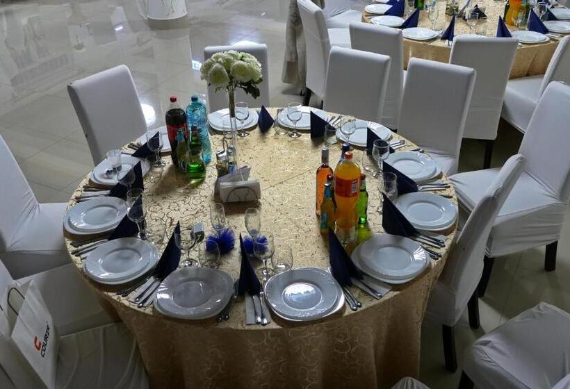 膳宿费 Floare De Colt