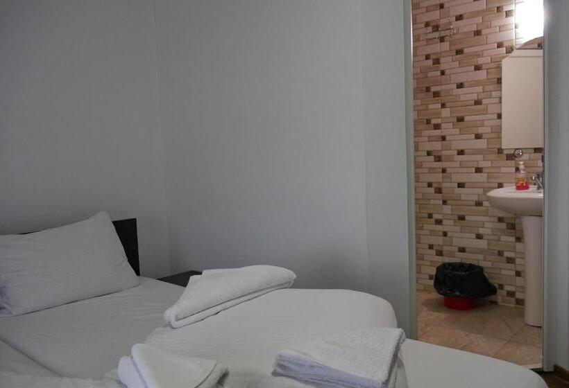 膳宿费 Floare De Colt