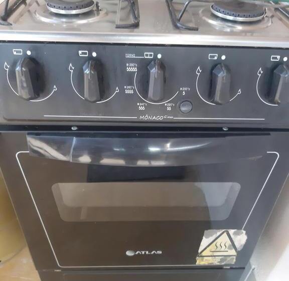 膳宿费 água Doce