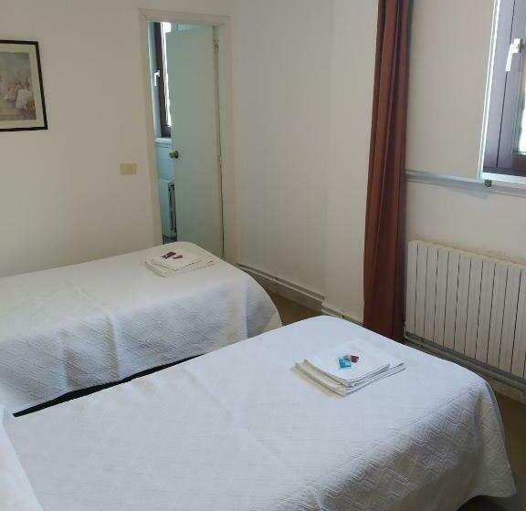 פנסיון Hostal Padornelo