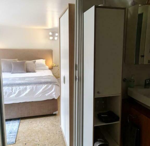 بنسيون Kathy S Room