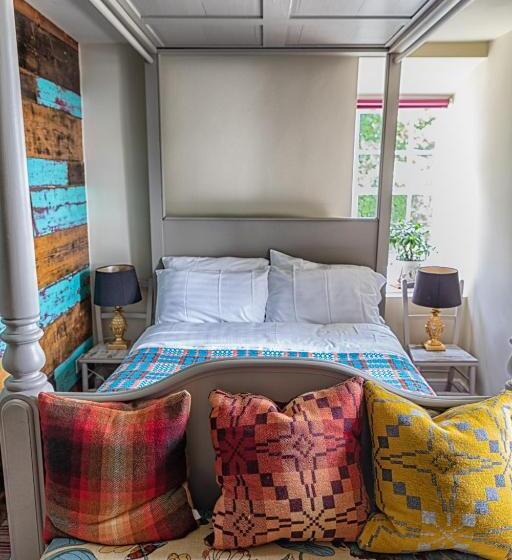 بنسيون Penrhiw Farm B & B