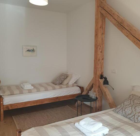 ペンション Studiorasnov