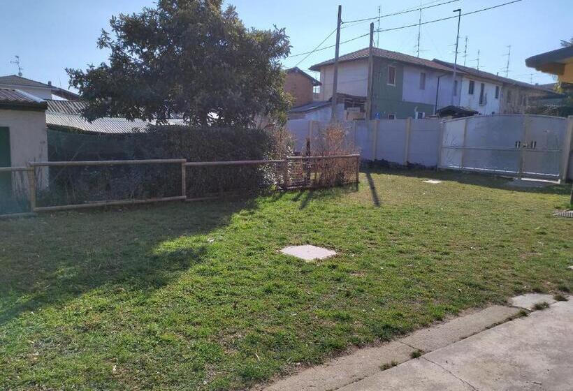 بنسيون Villa Ara Rossa