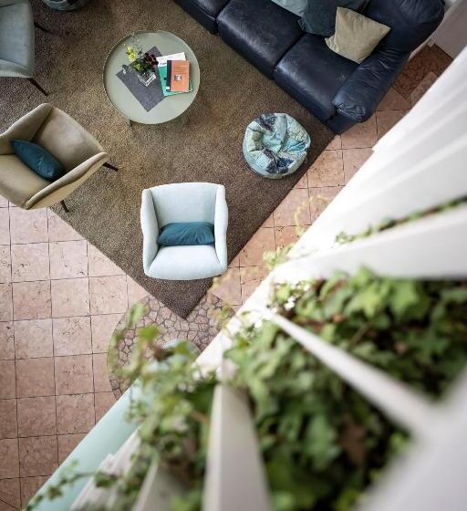 Residence Königswarte Strata