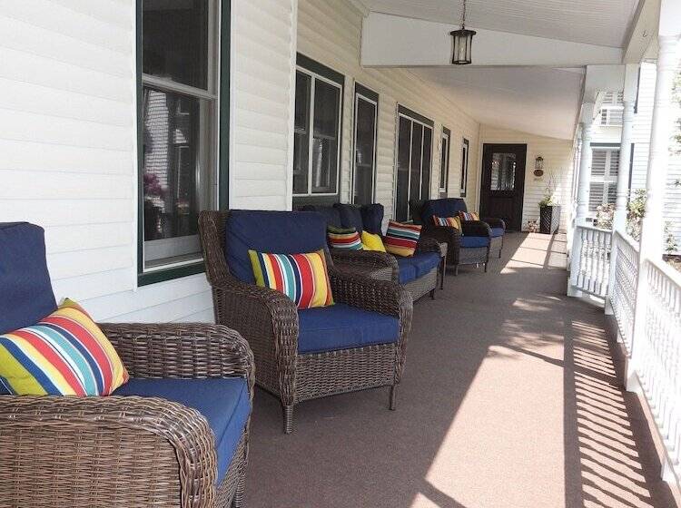 Rosemont Inn Resort B&b