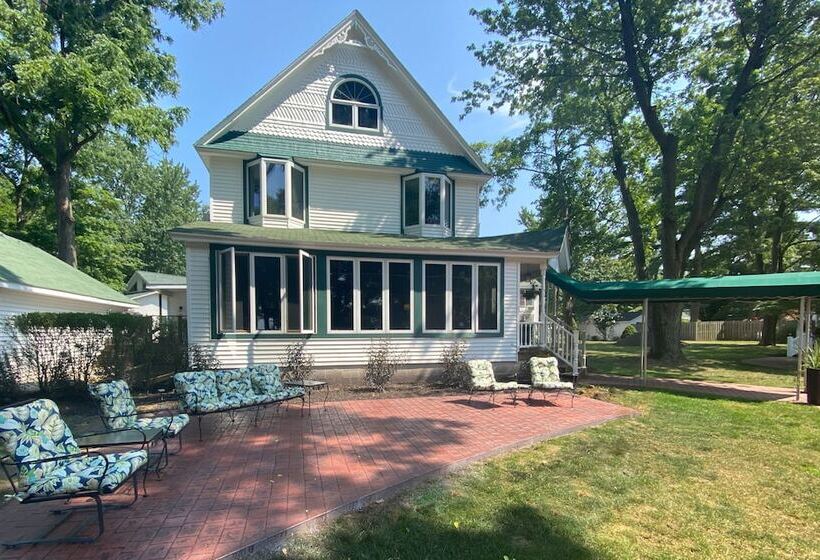 Rosemont Inn Resort B&b