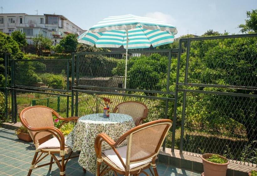 Villa Dei Sogni   Aparthotel Ischia Ponte