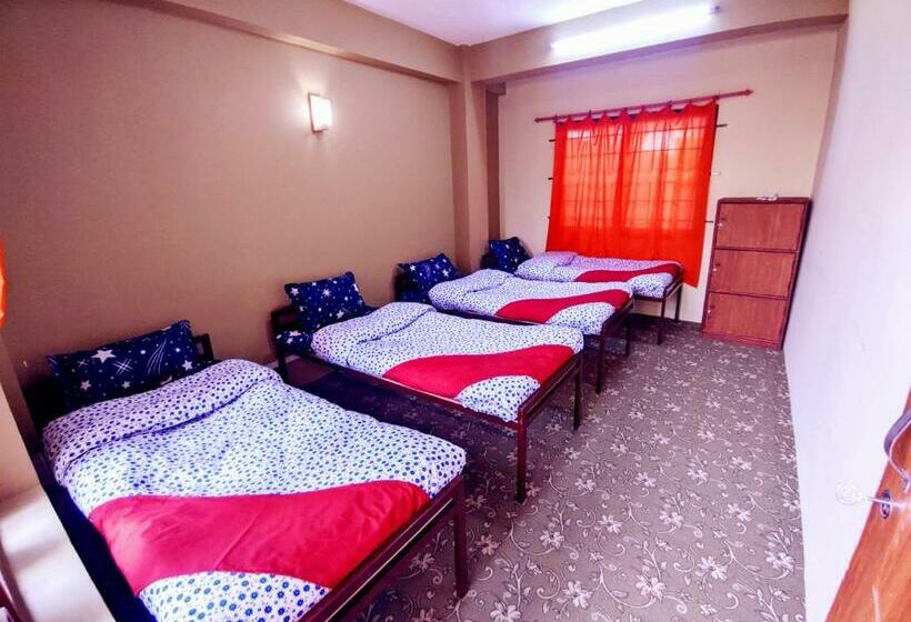 Zobhana Hostel Female