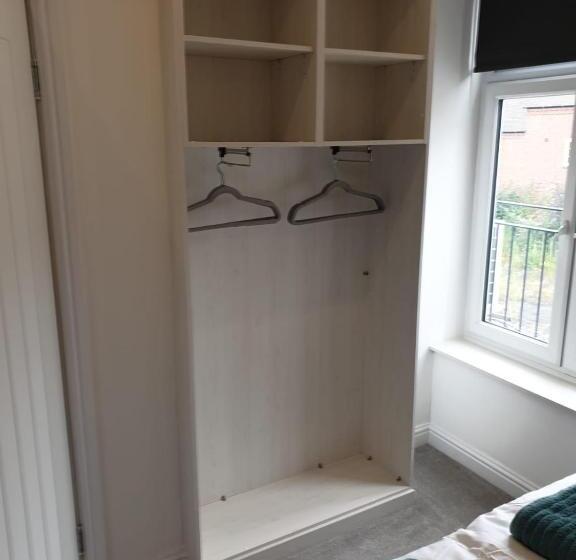 Общежитие The Wheatsheaf Inn