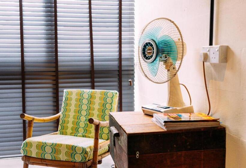 הוסטל Walkup To Siar  Children Not Allowed