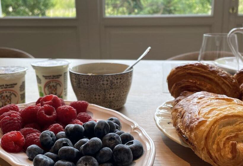 ベッドアンドブレックファースト Château Bonalgue   Pomerol