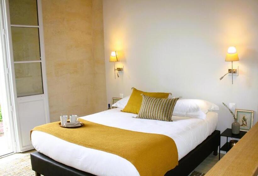 Bed and Breakfast Château Bonalgue   Pomerol