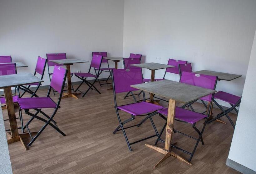 ベッドアンドブレックファースト Garçaview