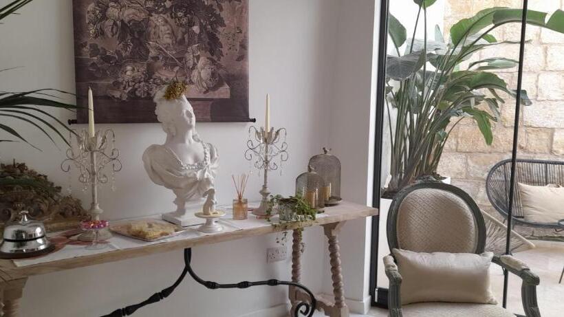 Casal Annunzia Boutique B&b Accomodation